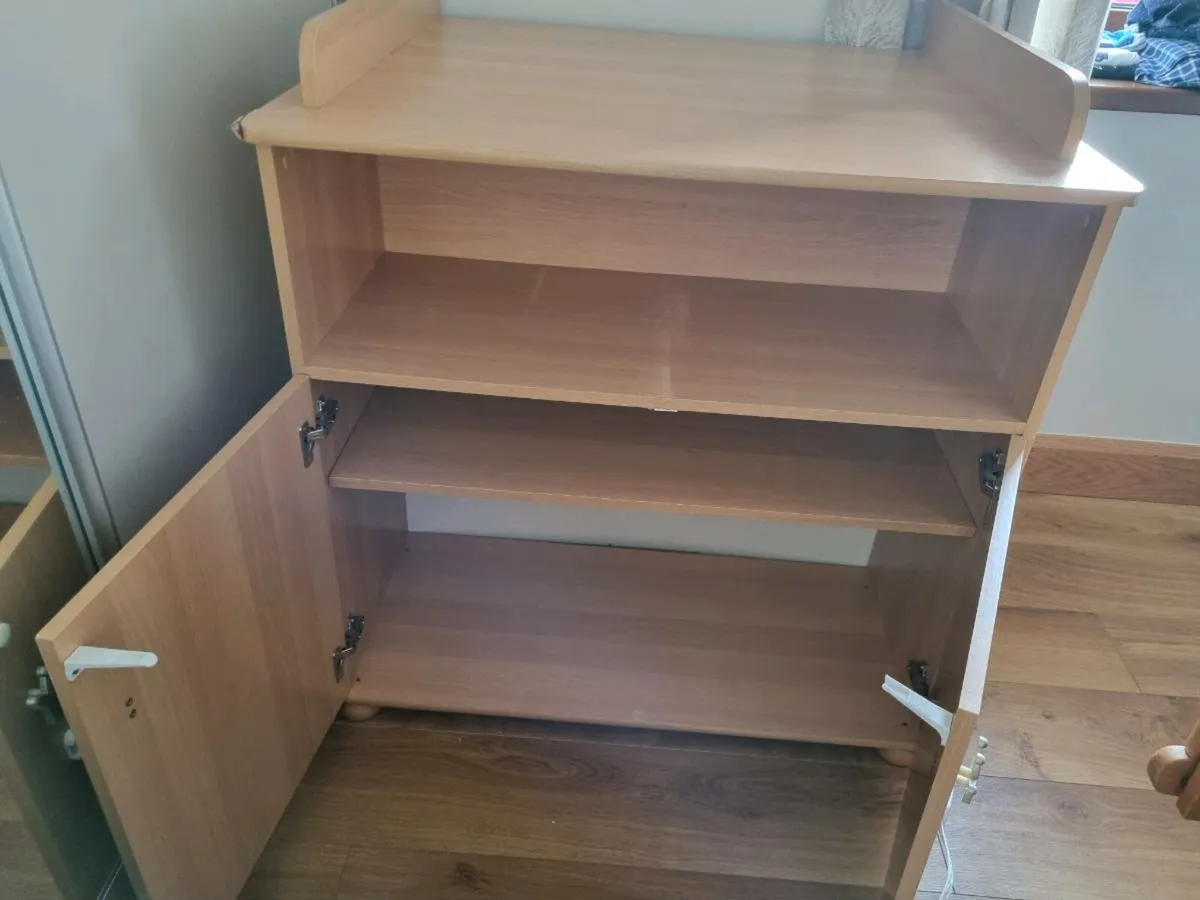 Changing Table - Image 2