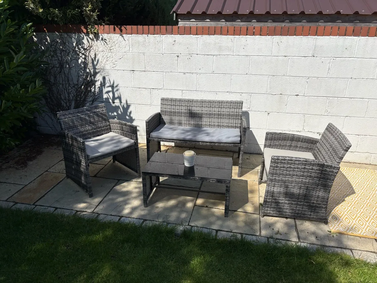 Garden Furniture - Image 1