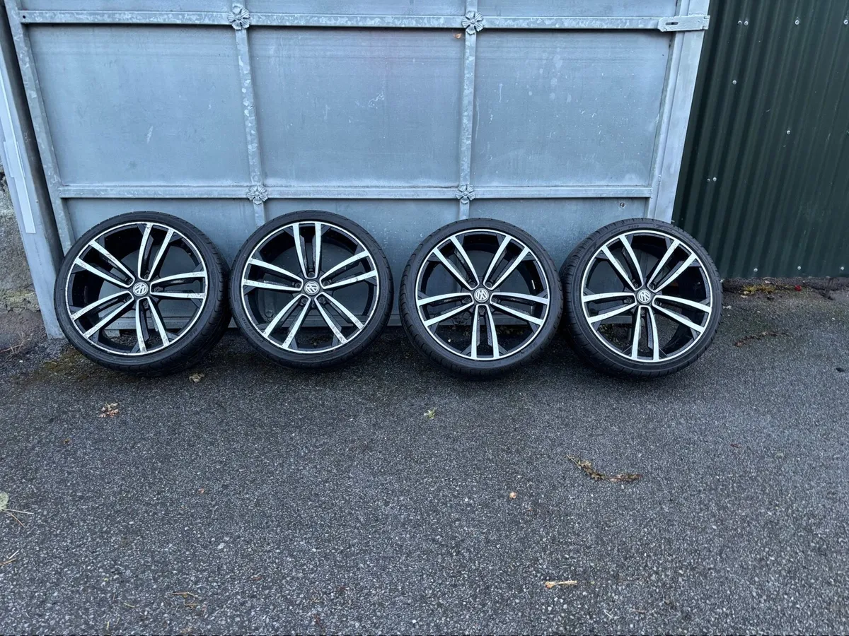 19 Inch Volkswagen Golf GTD Alloys - Image 1