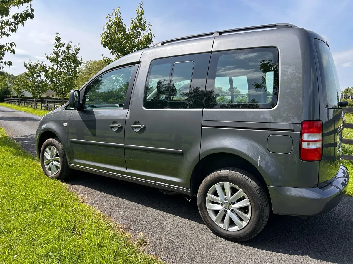 Vw Caddy Wheelchair Vehicle - Image 4