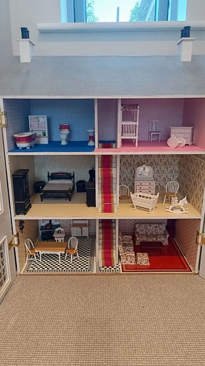 Dolls House - Image 3