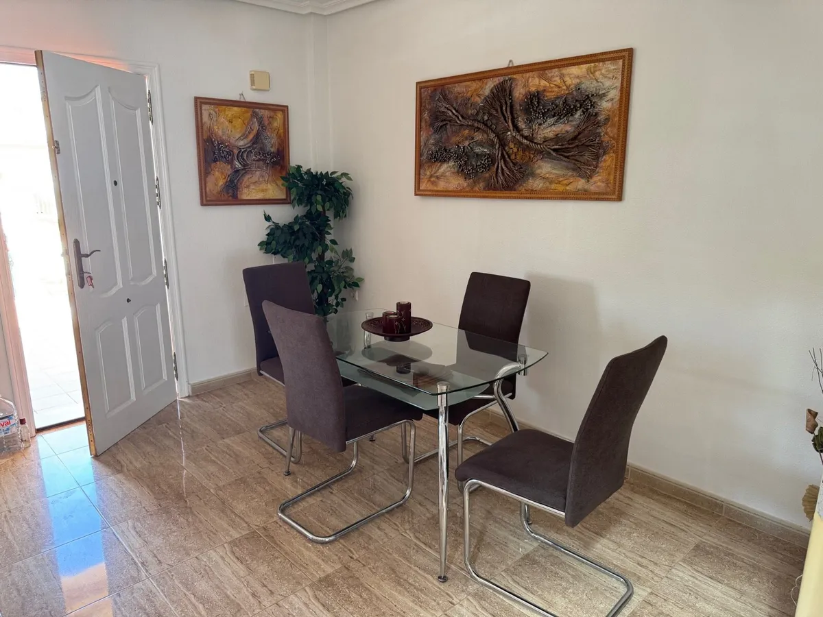 4 Bed House in Spain - Image 2