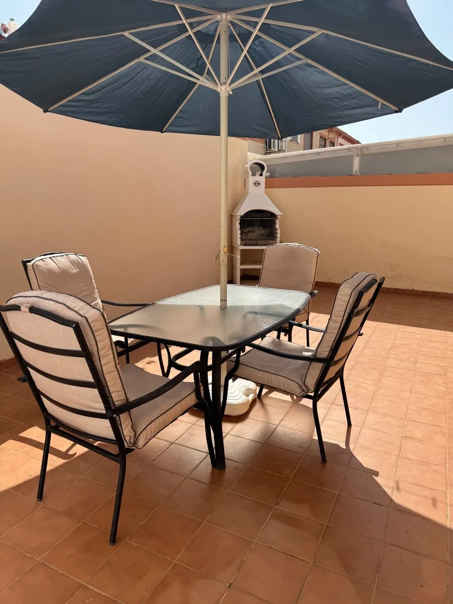 4 Bed House in Spain - Image 3