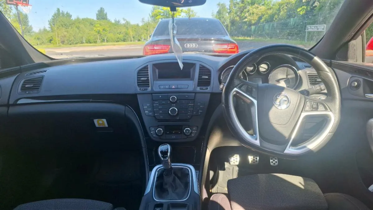 2011 Vauxhall Insignia SRI VX Line - Image 2