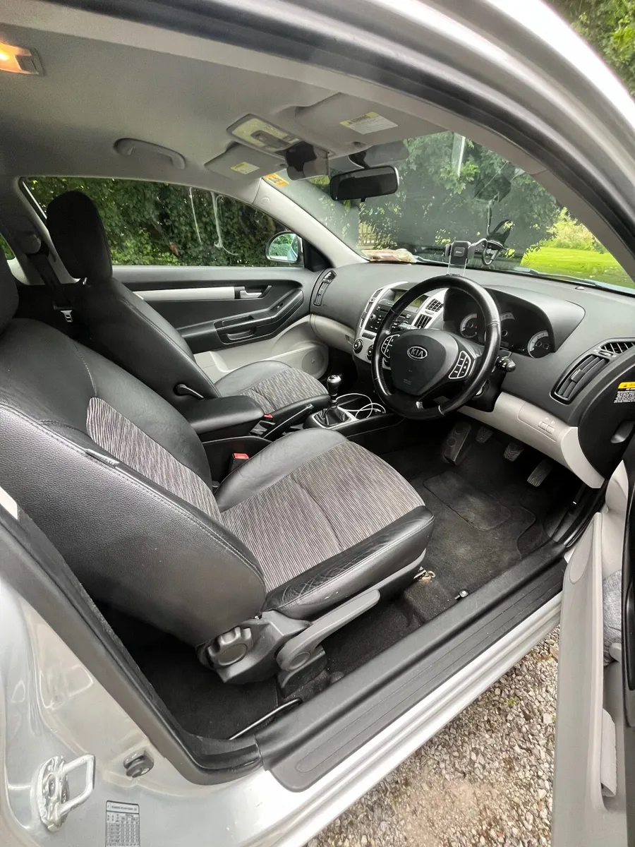 Kia Ceed 2008 - Image 3