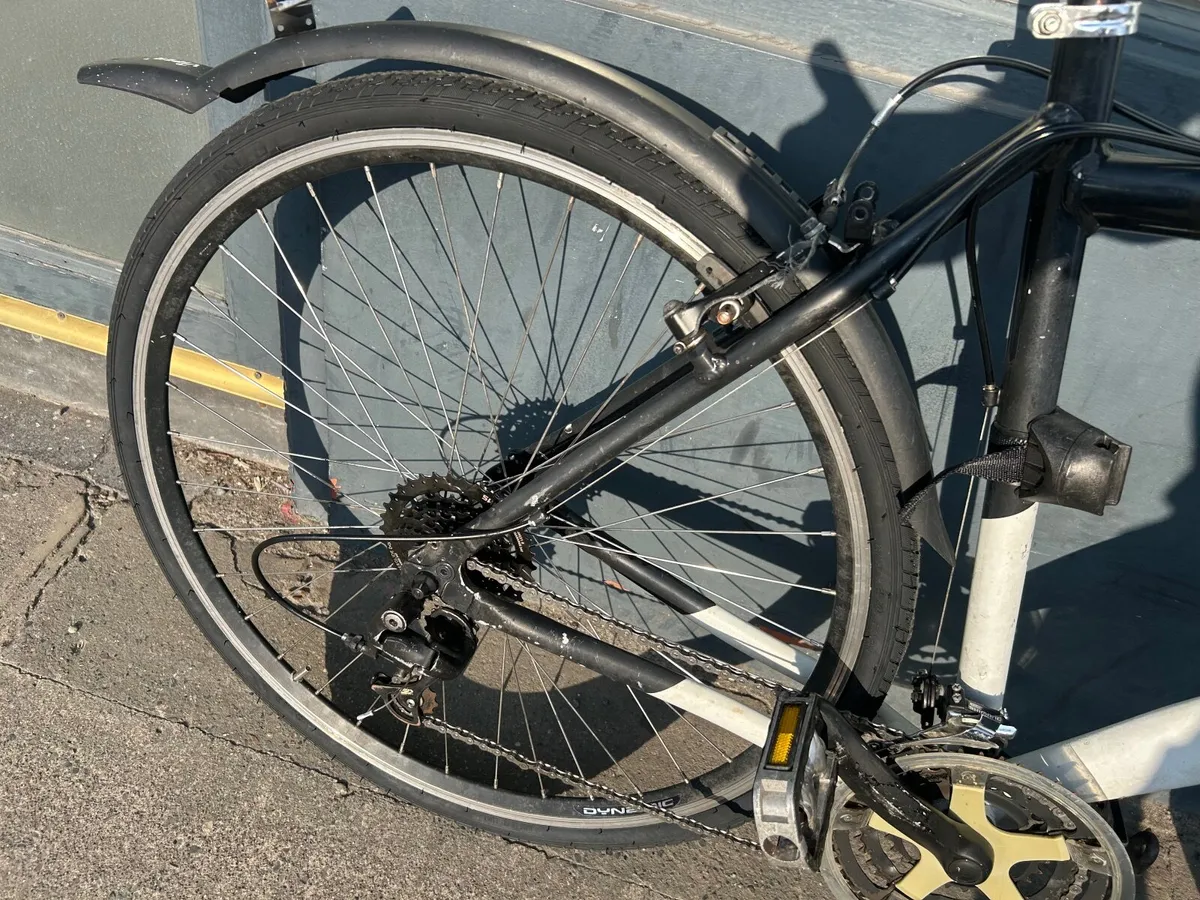 Cheap hybrid bike ❗️Open 7 days ❗️ - Image 4