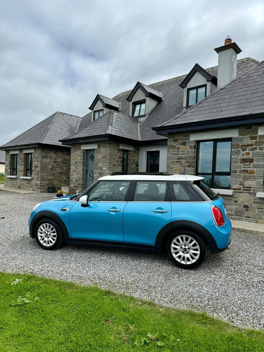 Mini Cooper 1.5D BIG SPEC €9,500 - Image 4