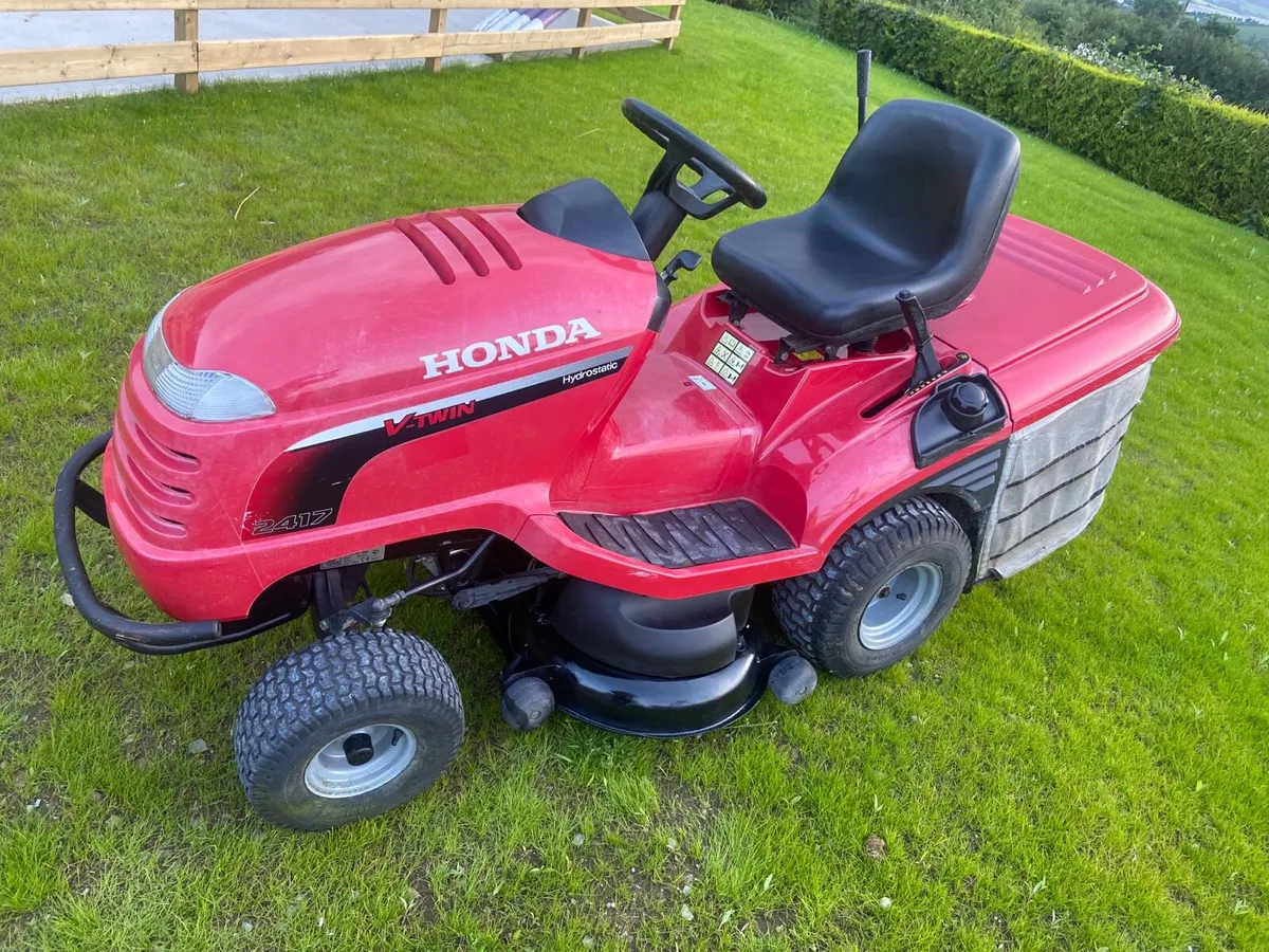 Honda 2417 hydrostatic - Image 2