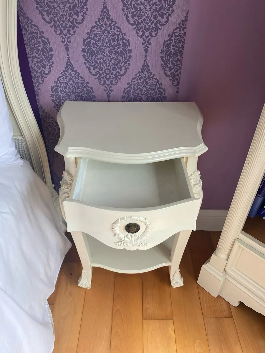 Antique Wooden Bedside Locker - Image 3