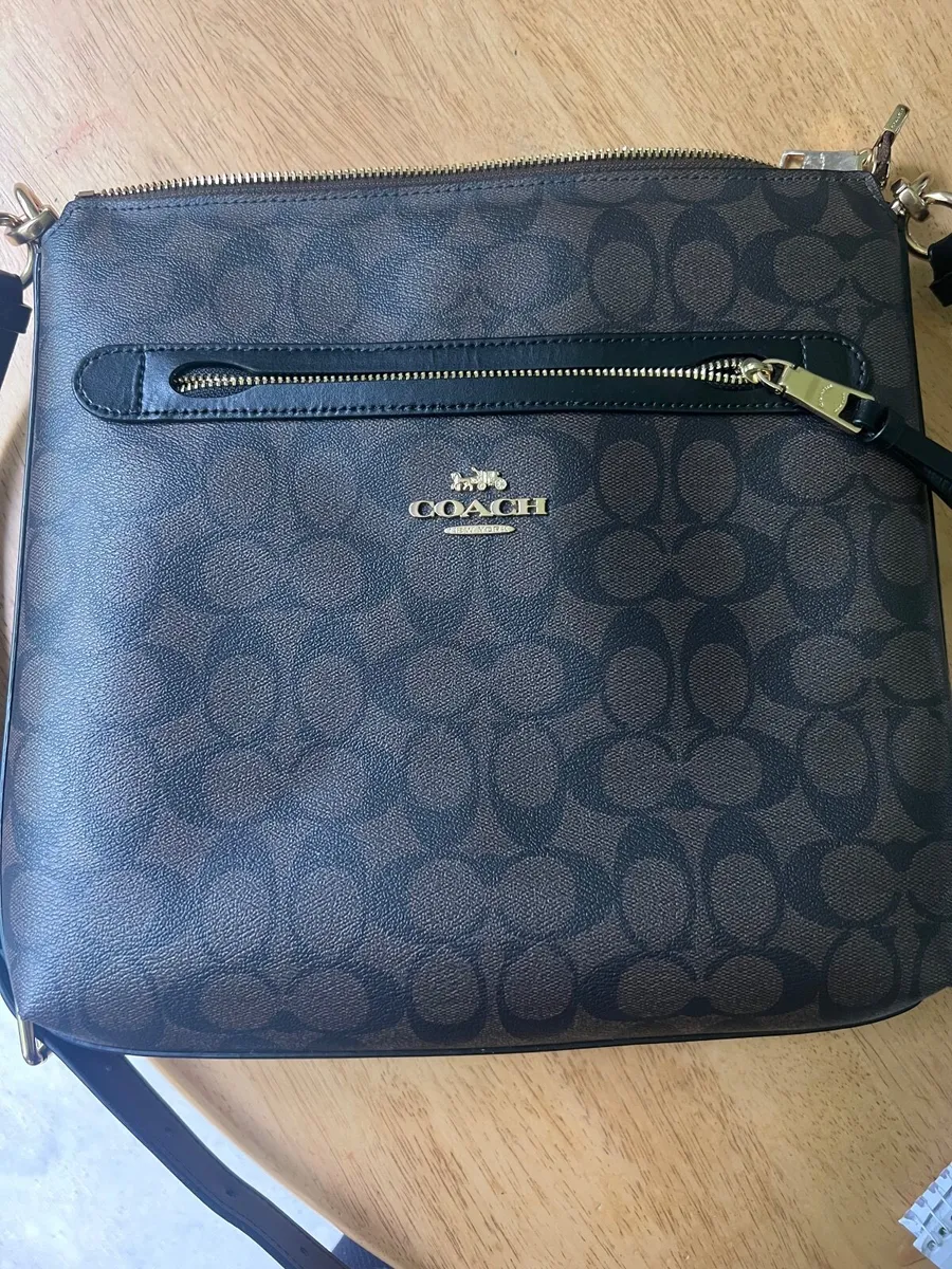 Coach crossbody purse - Image 2