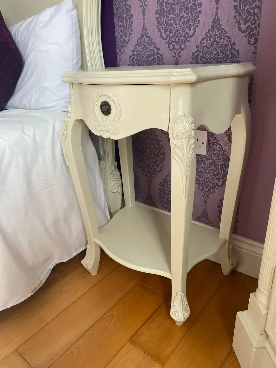 Antique Wooden Bedside Locker - Image 4