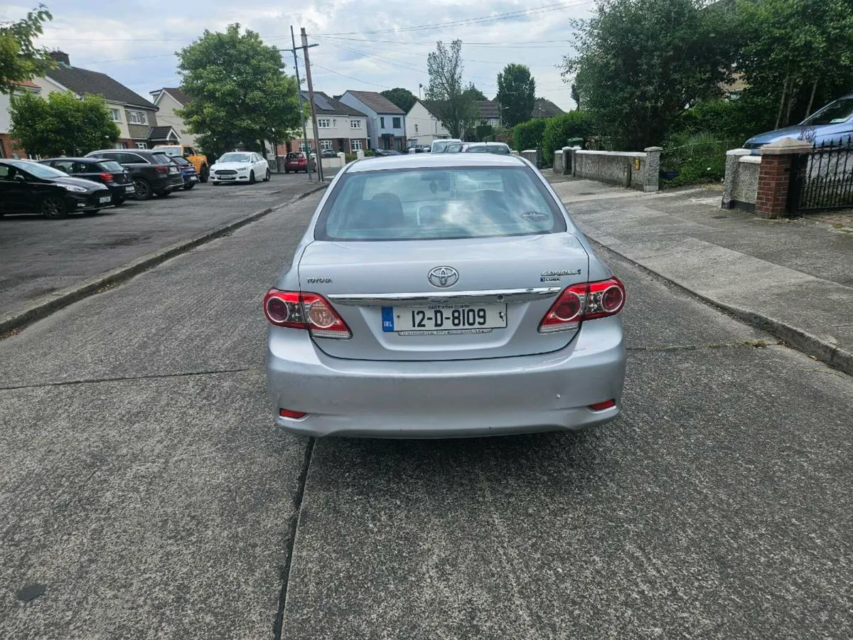 TOYOTA COROLLA - Image 4