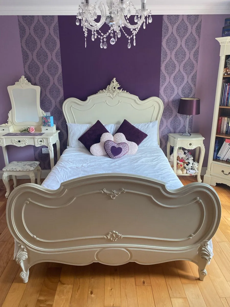 Bedroom Set - Image 3