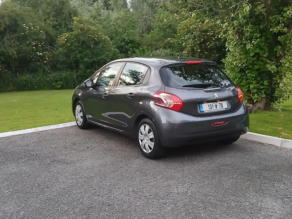 Peugeot 208 2013 - Image 4