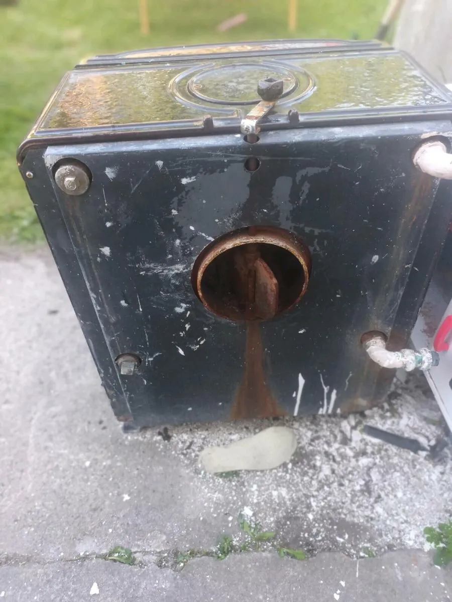 Stove - Image 2