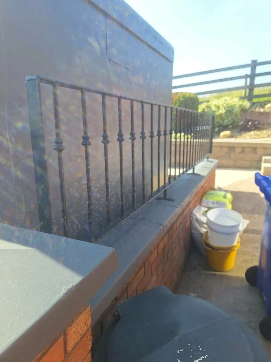 Steel railings - Image 2