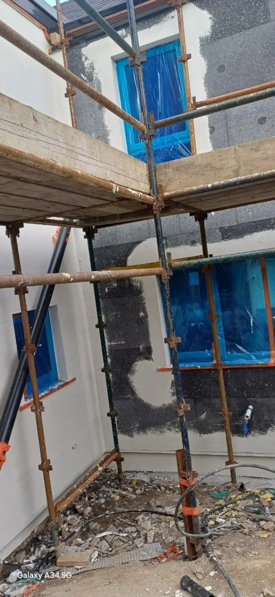 Kwikstage Scaffolding with planks - Image 4