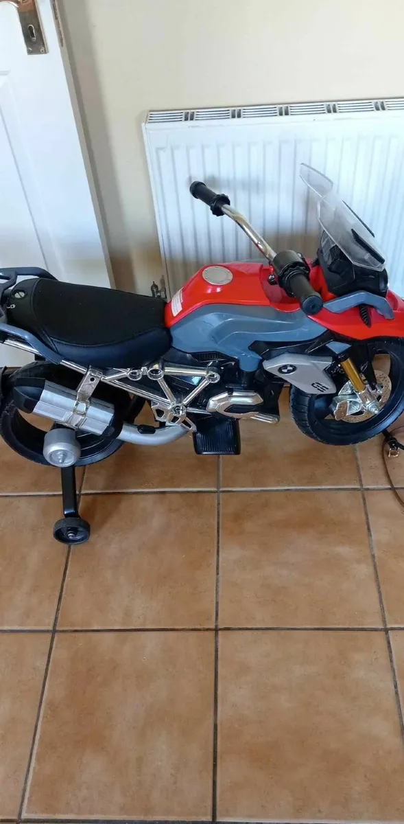 Toys - Image 1