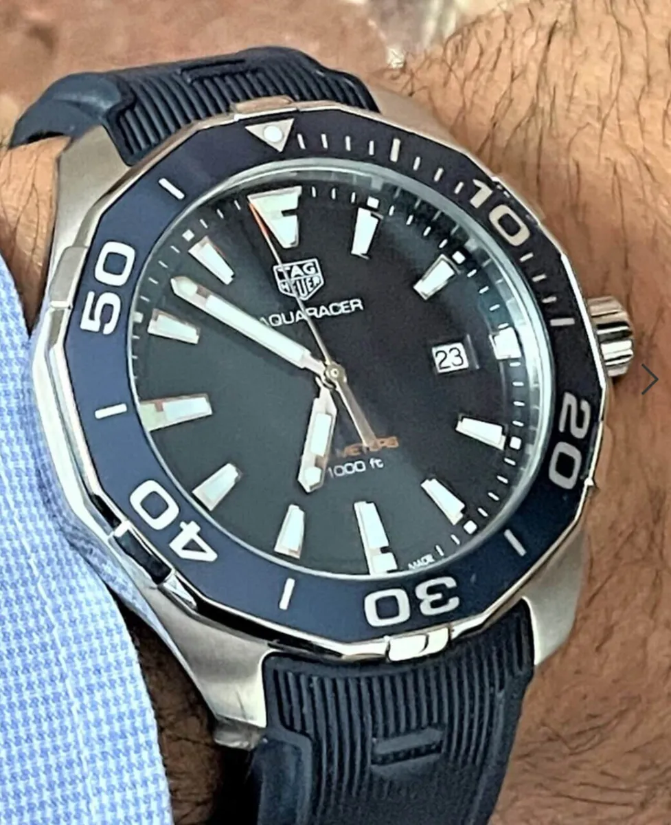 TAG Heuer Aquaracer - Mens Wristwatch - Image 1