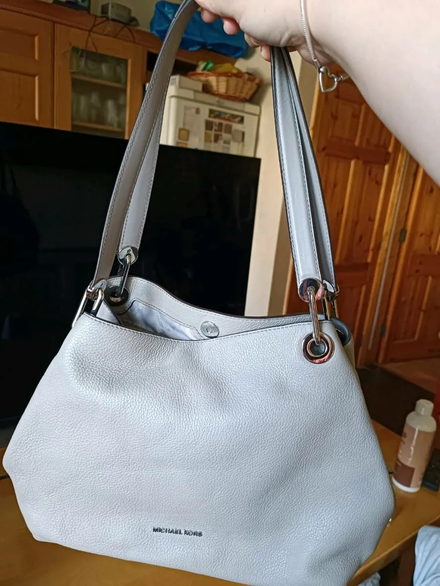 Michael Kors FREE Postage - Image 1