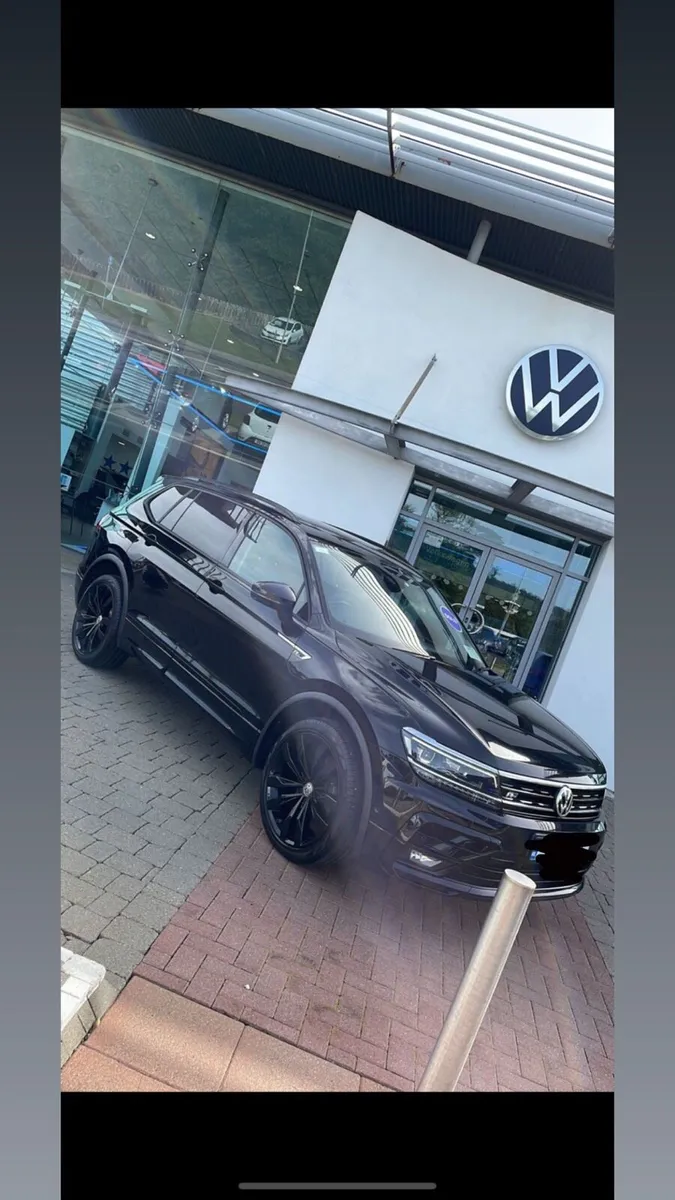 Volkswagen Tiguan R-Line Allspace Black Edition - Image 1