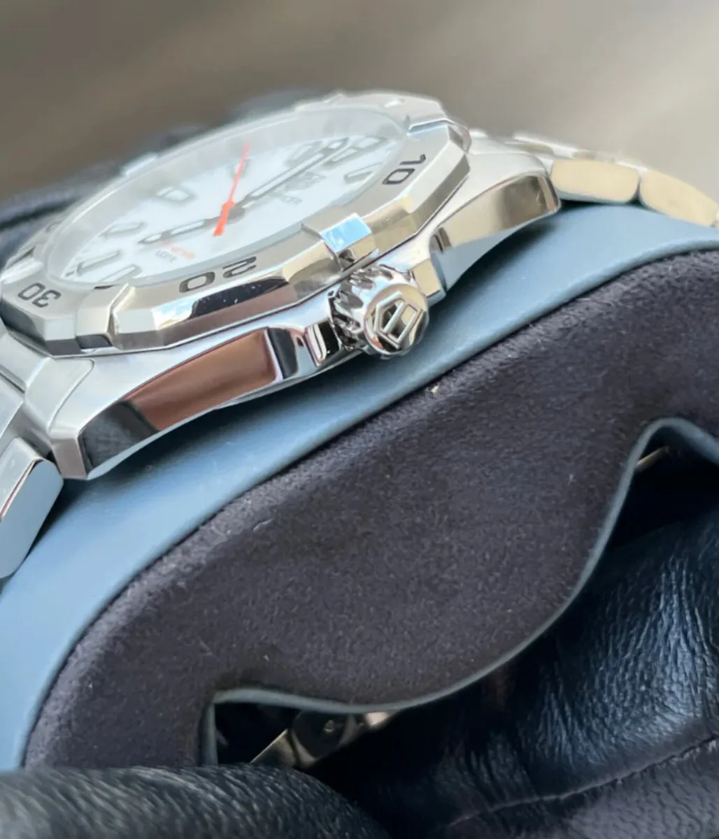 TAG Heuer Aquaracer - Mens Wristwatch - Image 2