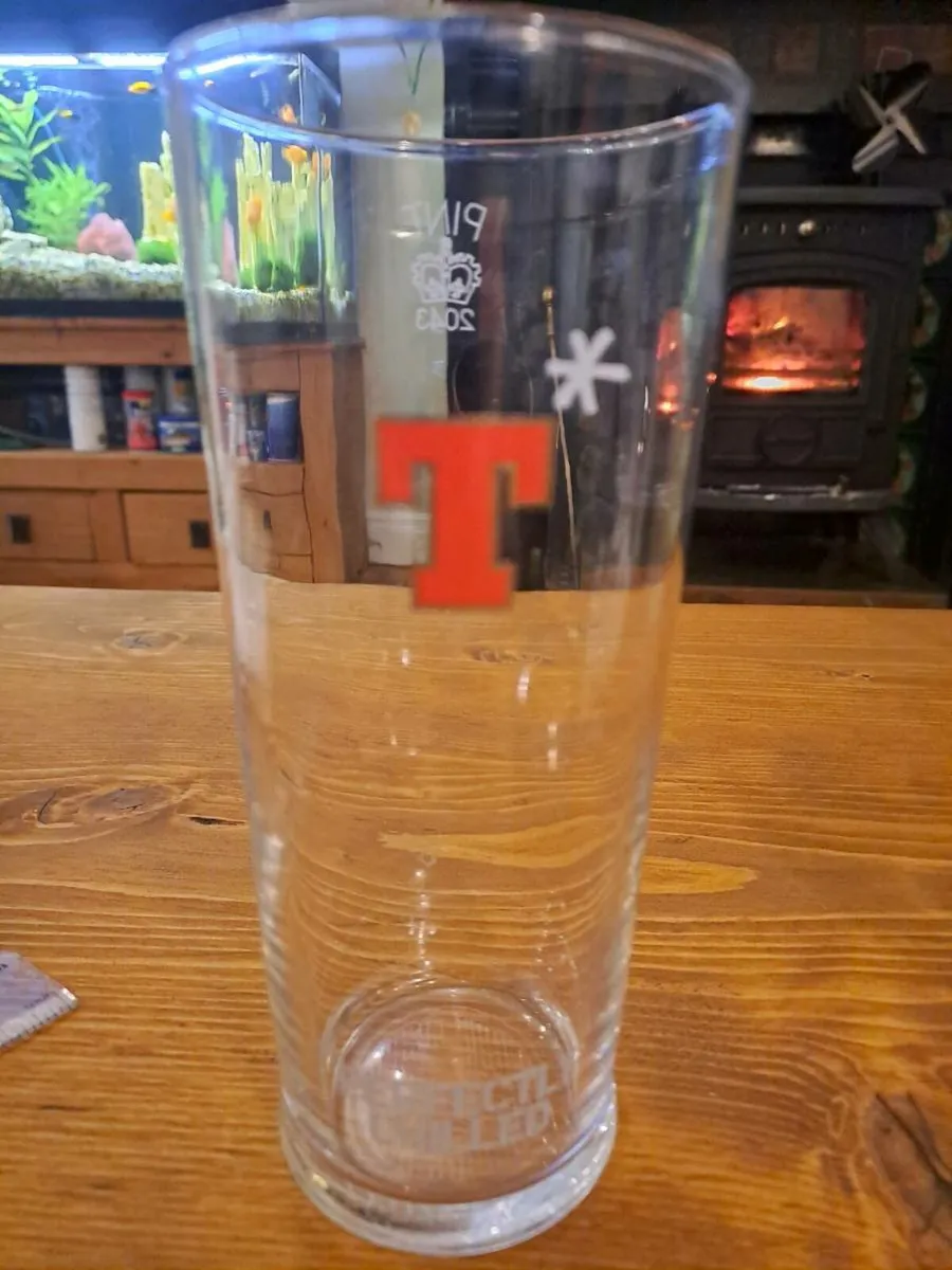 Tennents Lager vintage pint glass - Image 1