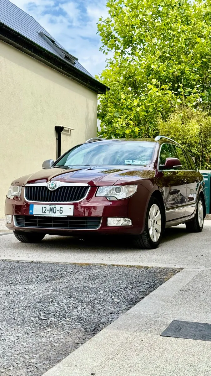 Skoda Superb new NCT05/26 TAX10/25 - Image 2