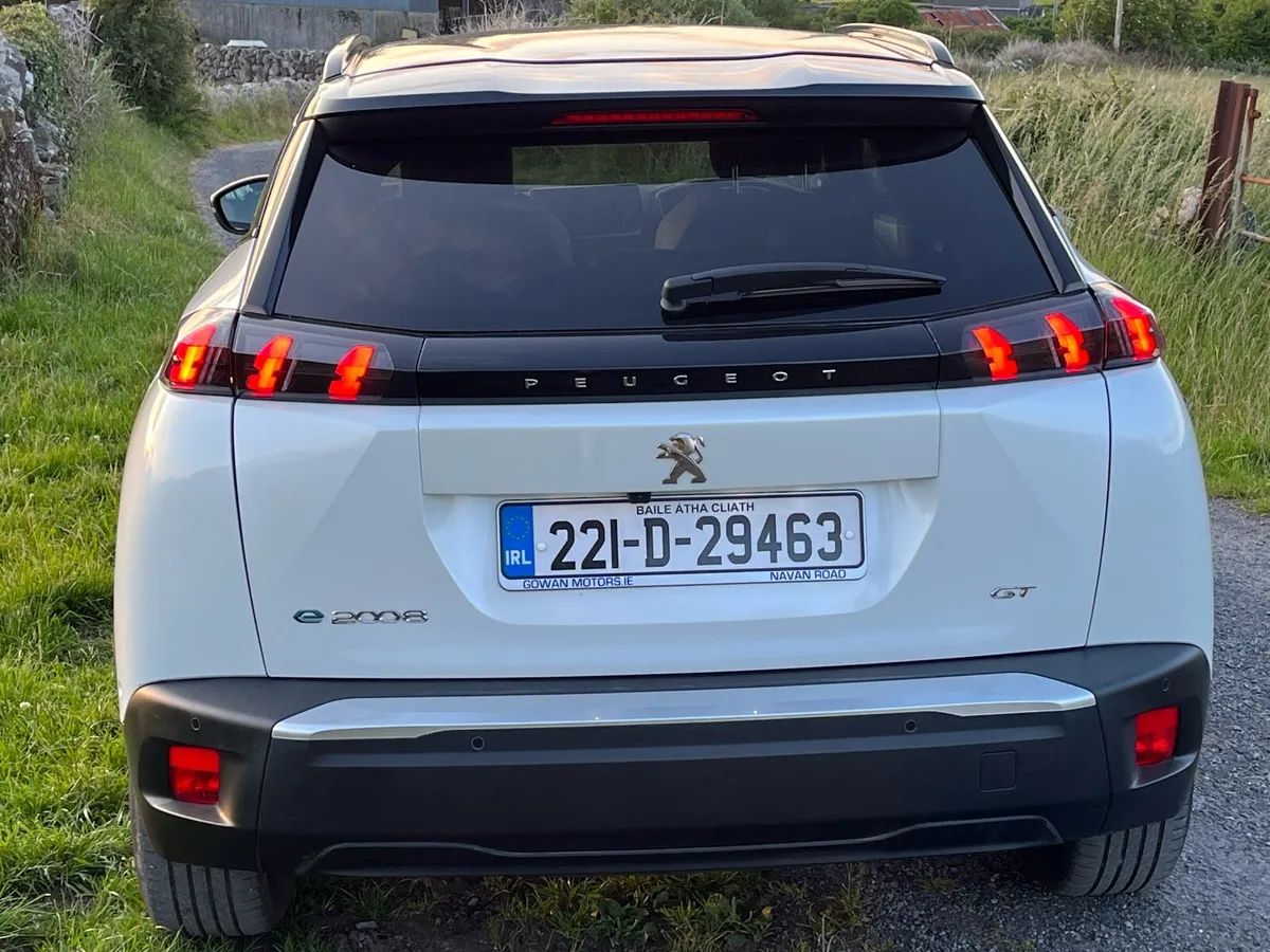 Peugeot 2008 GT - Image 2