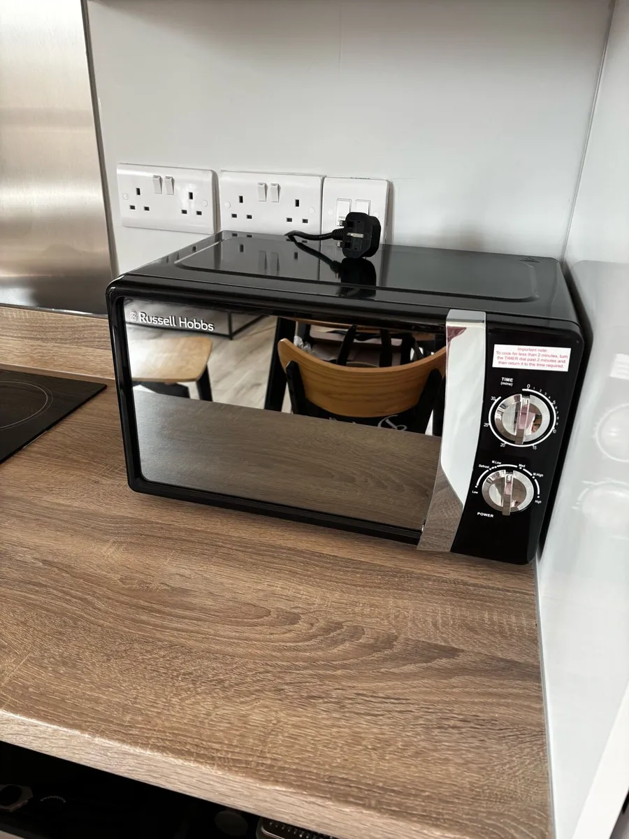 Microwave - Image 1