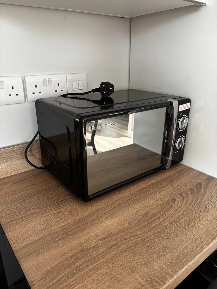 Microwave - Image 2