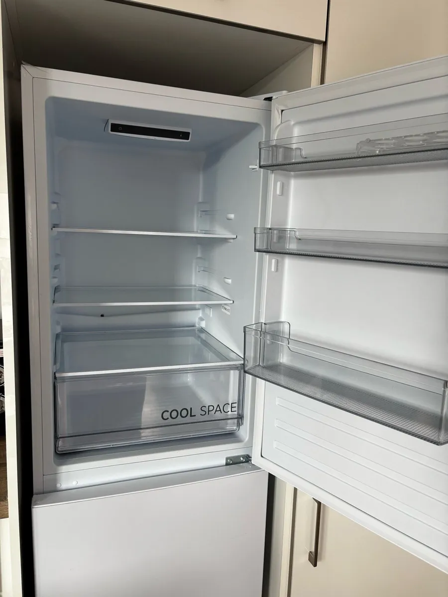 Fridge - Image 2