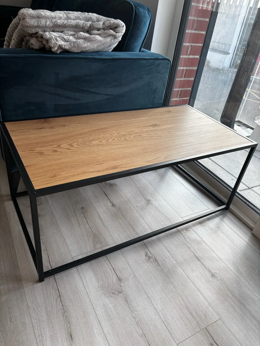 Coffee table - Image 1
