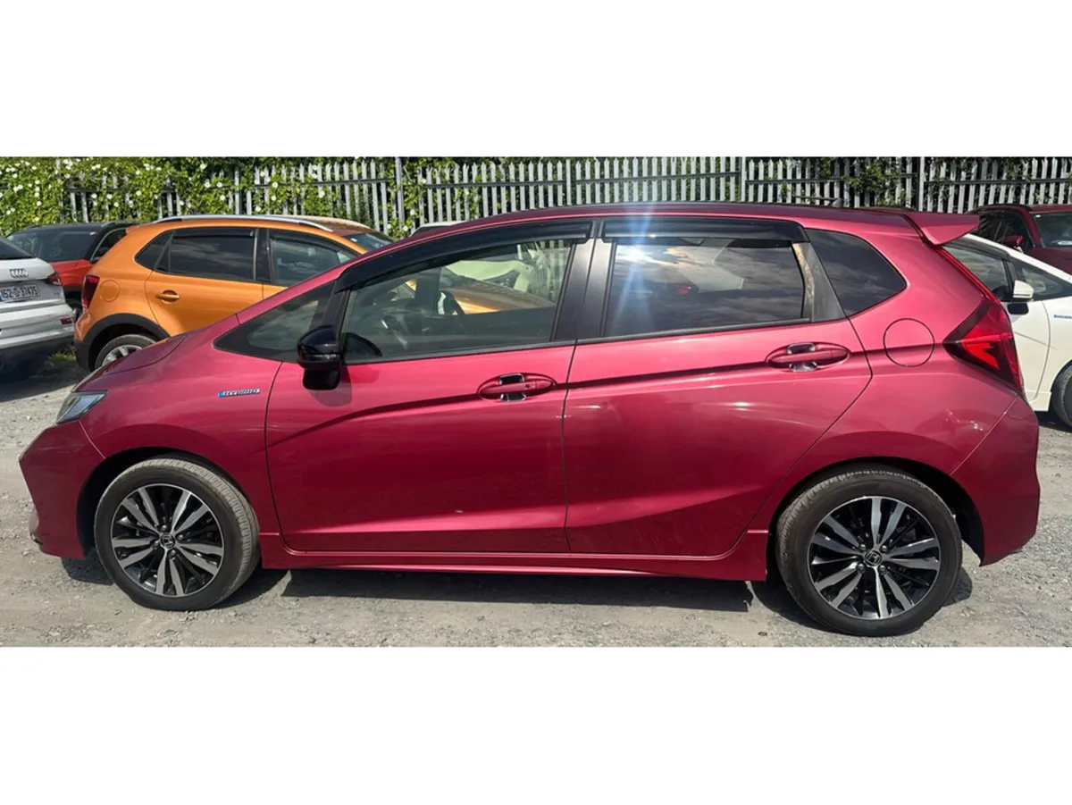 Honda Fit 1.5L Petrol-Hybrid Automatic  (4195) - Image 4