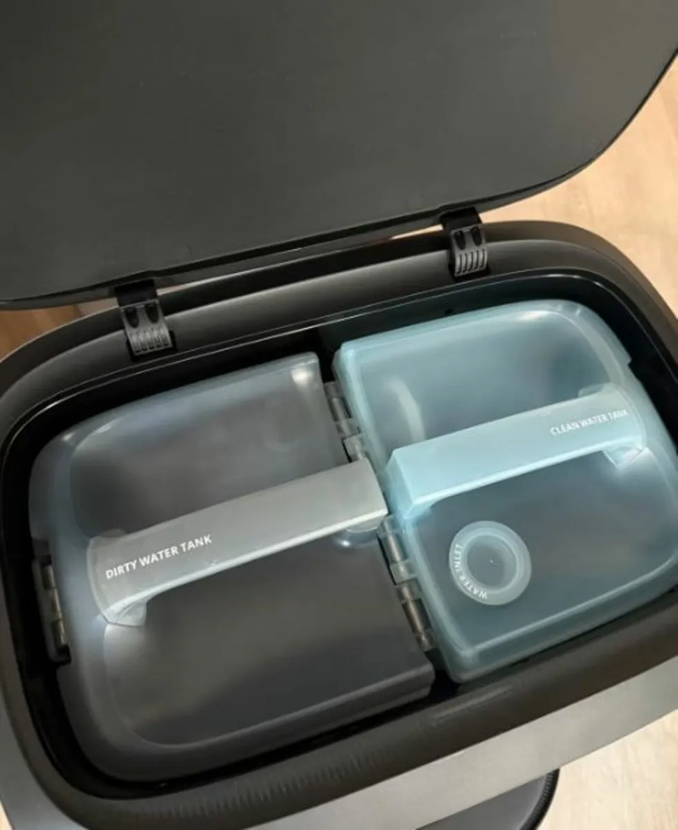 Eufy Clean X9 Pro - like new - Image 4