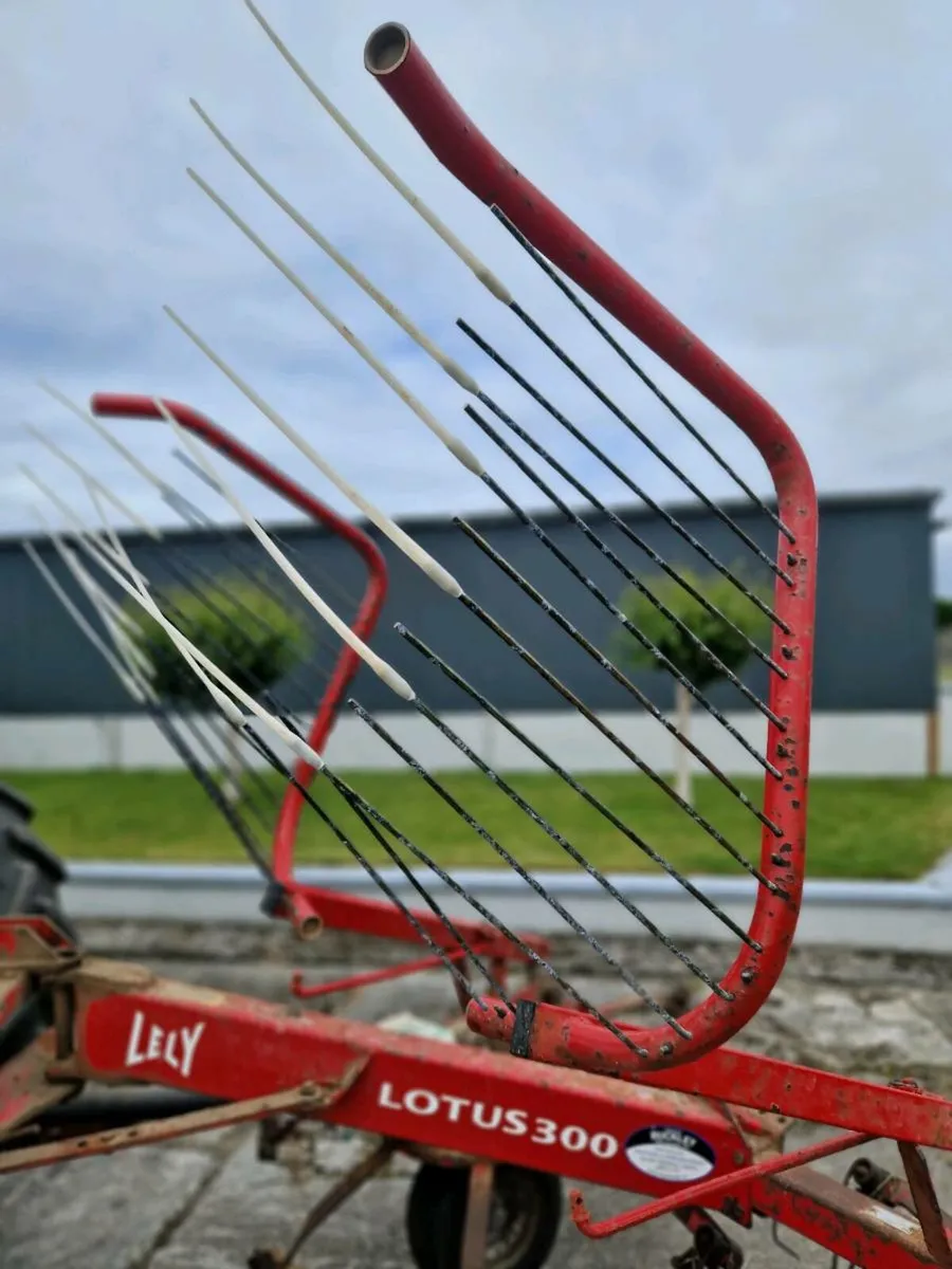 Lely lotus 300 - Image 1