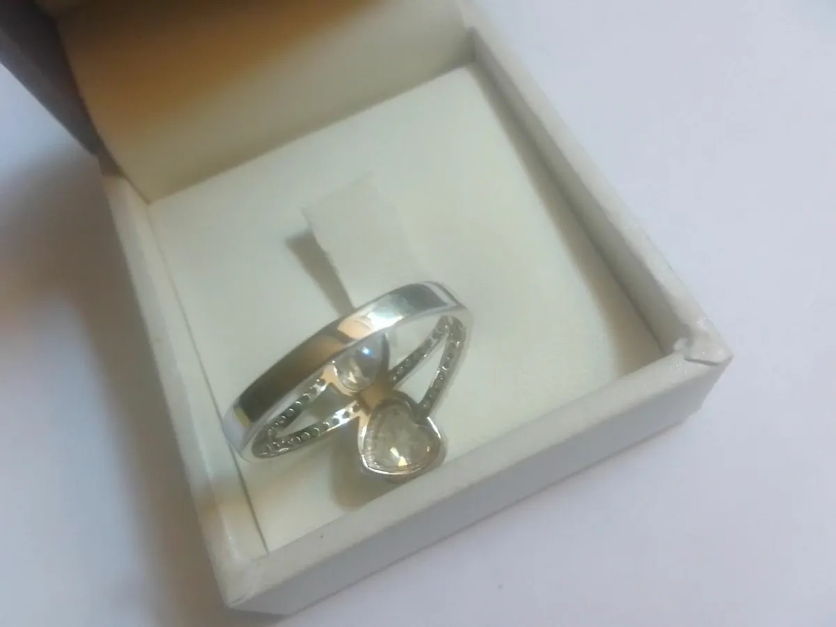 STERLING SILVER SWAROVSKI DOUBLE HEARTS RING N - Image 4