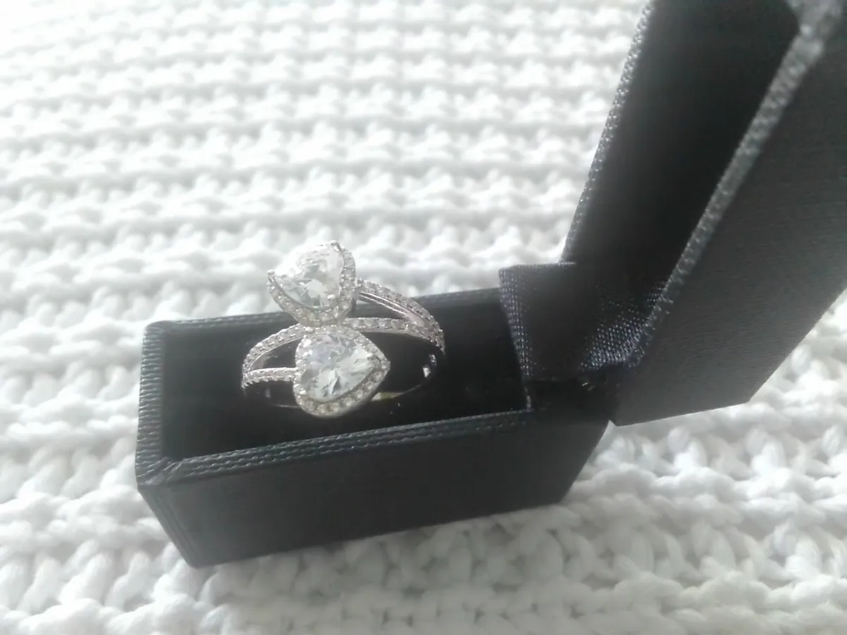 STERLING SILVER SWAROVSKI DOUBLE HEARTS RING N - Image 1