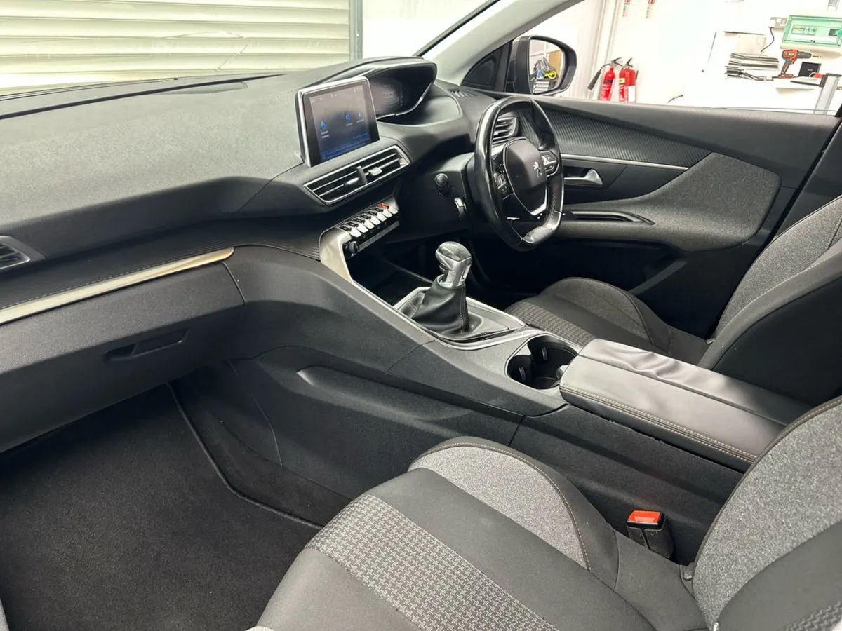 Peugeot 3008 1.6hdi Active  just IN   60 P/W - Image 4