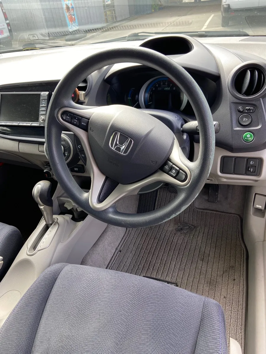 Honda Insight Hybrid Model 2009 - Image 4