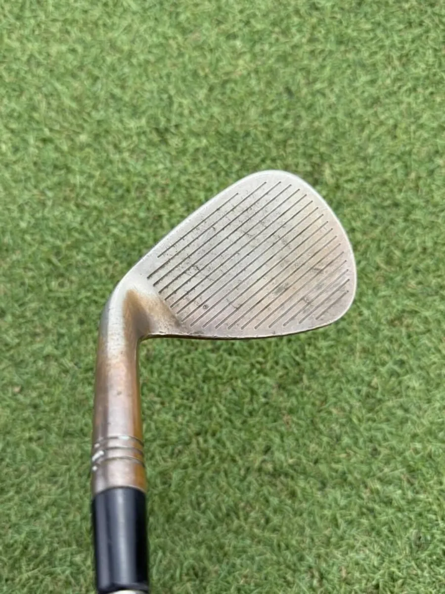 TAYLORMADE HI TOE RAW BIG FOOT WEDGE LW 58°. - Image 3