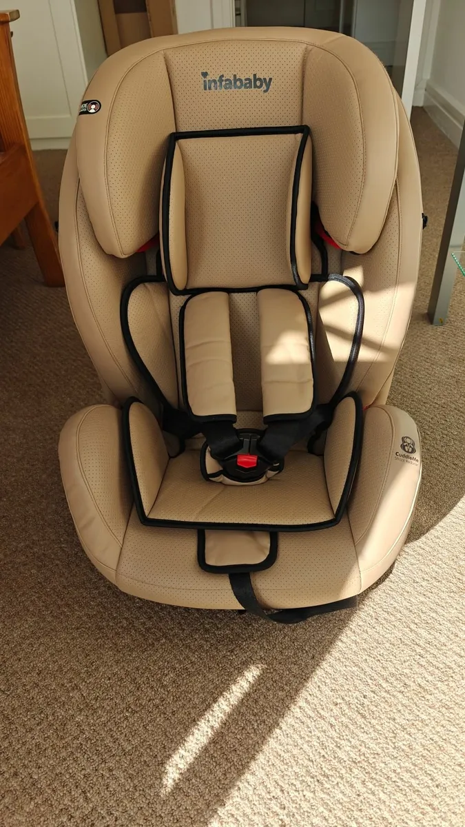 Car seat with Isofix - Image 2