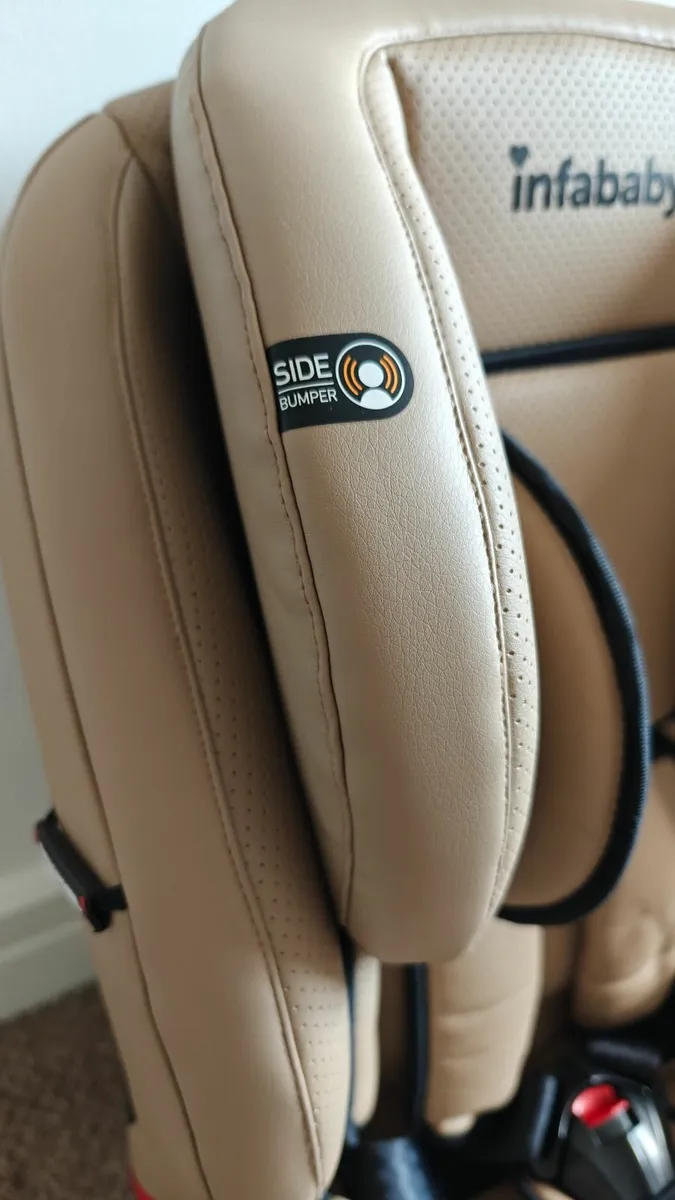 Car seat with Isofix - Image 3