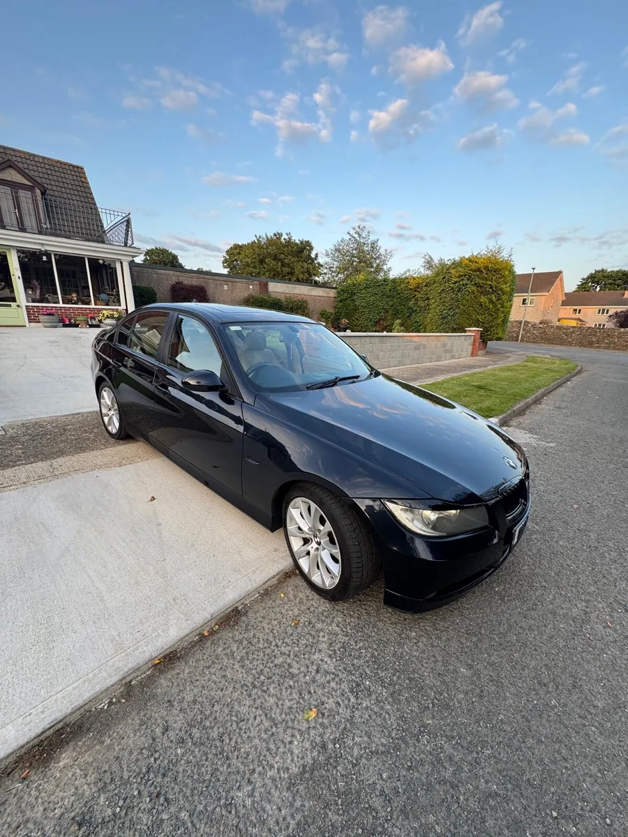 BMW 318d - Image 2