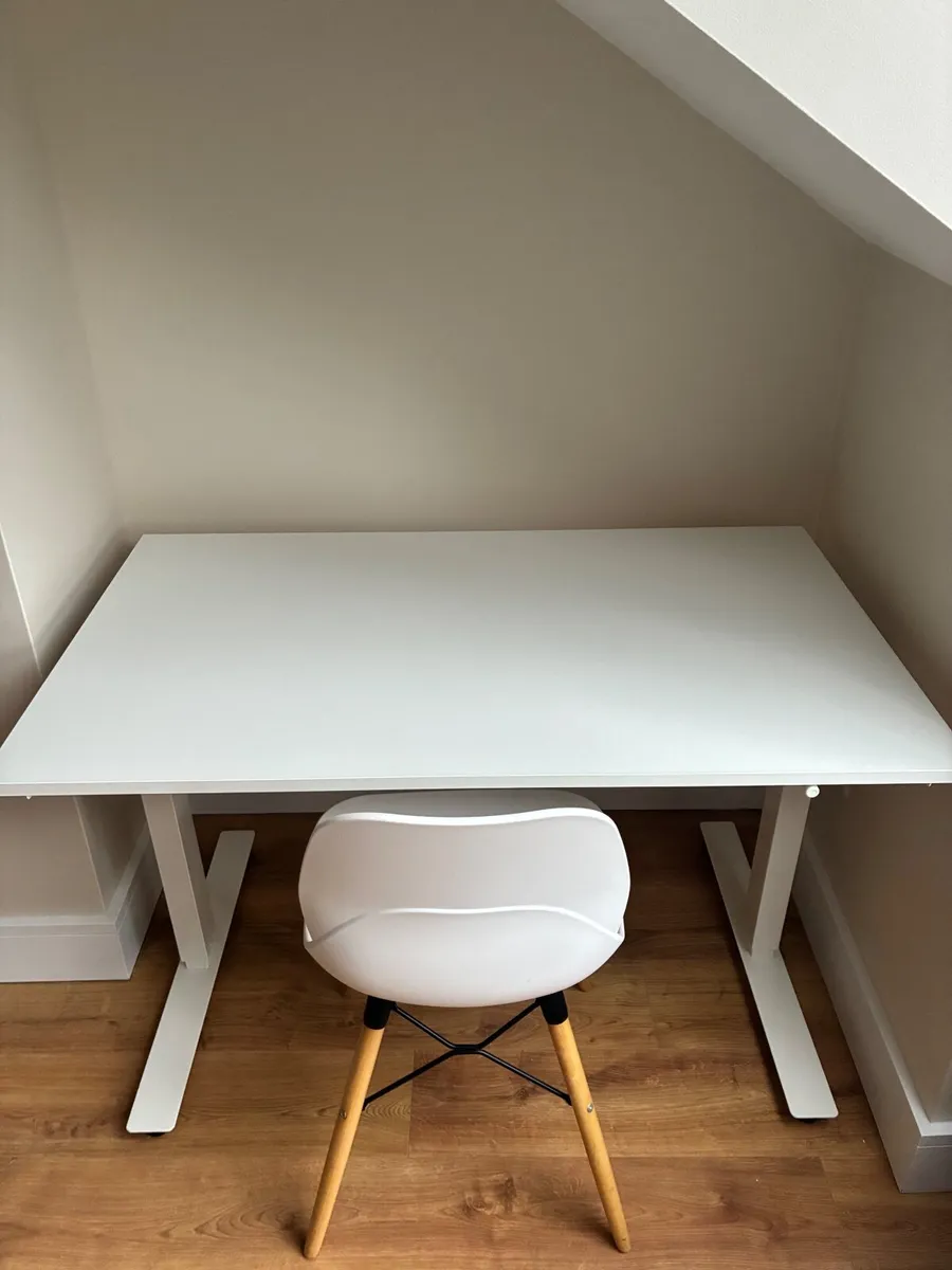 Standing Desk - Image 4