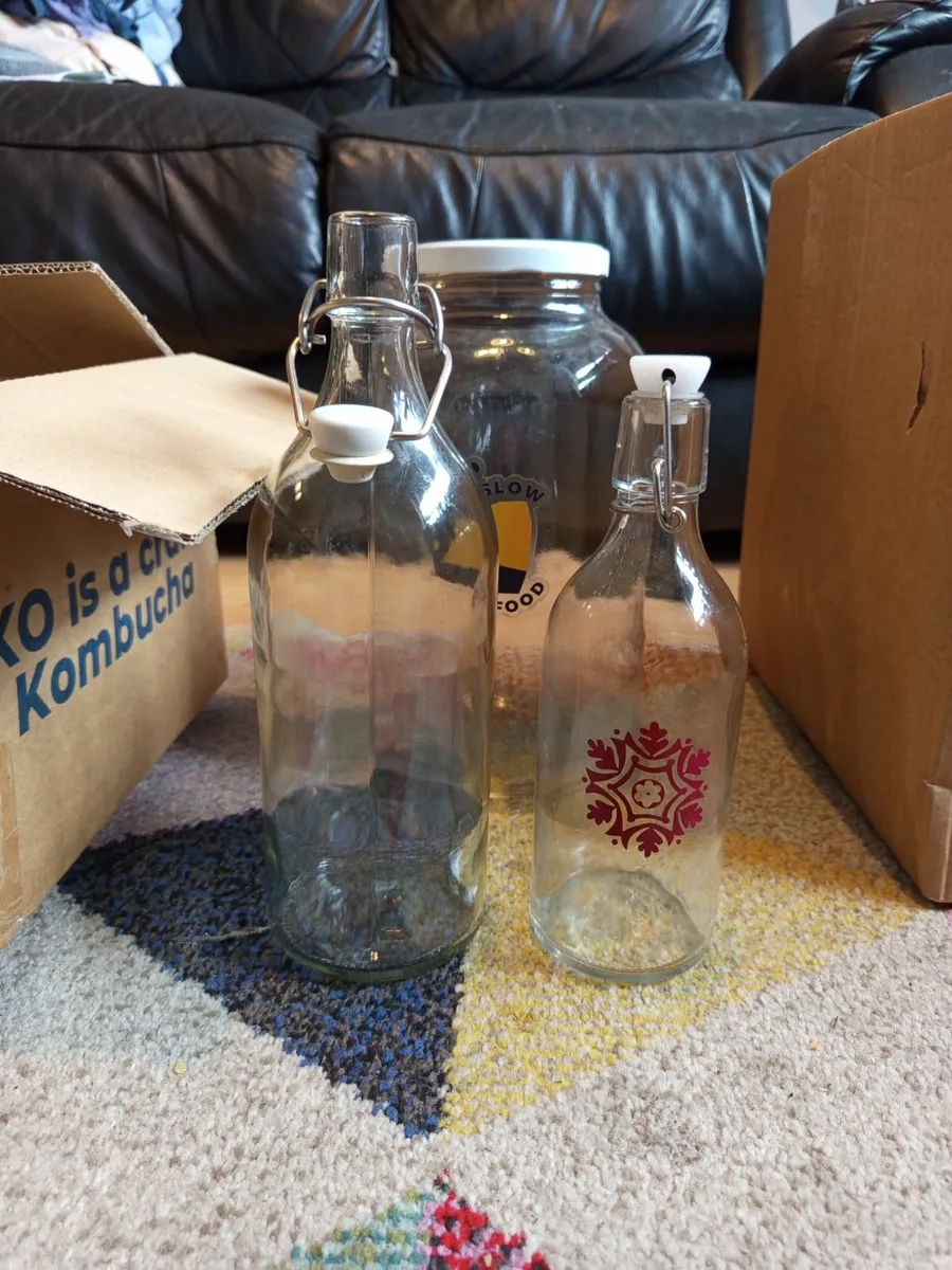 Jar & bottles - Image 3