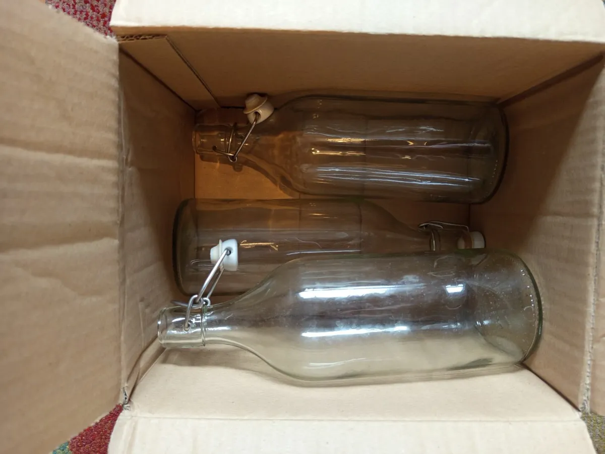 Jar & bottles - Image 4