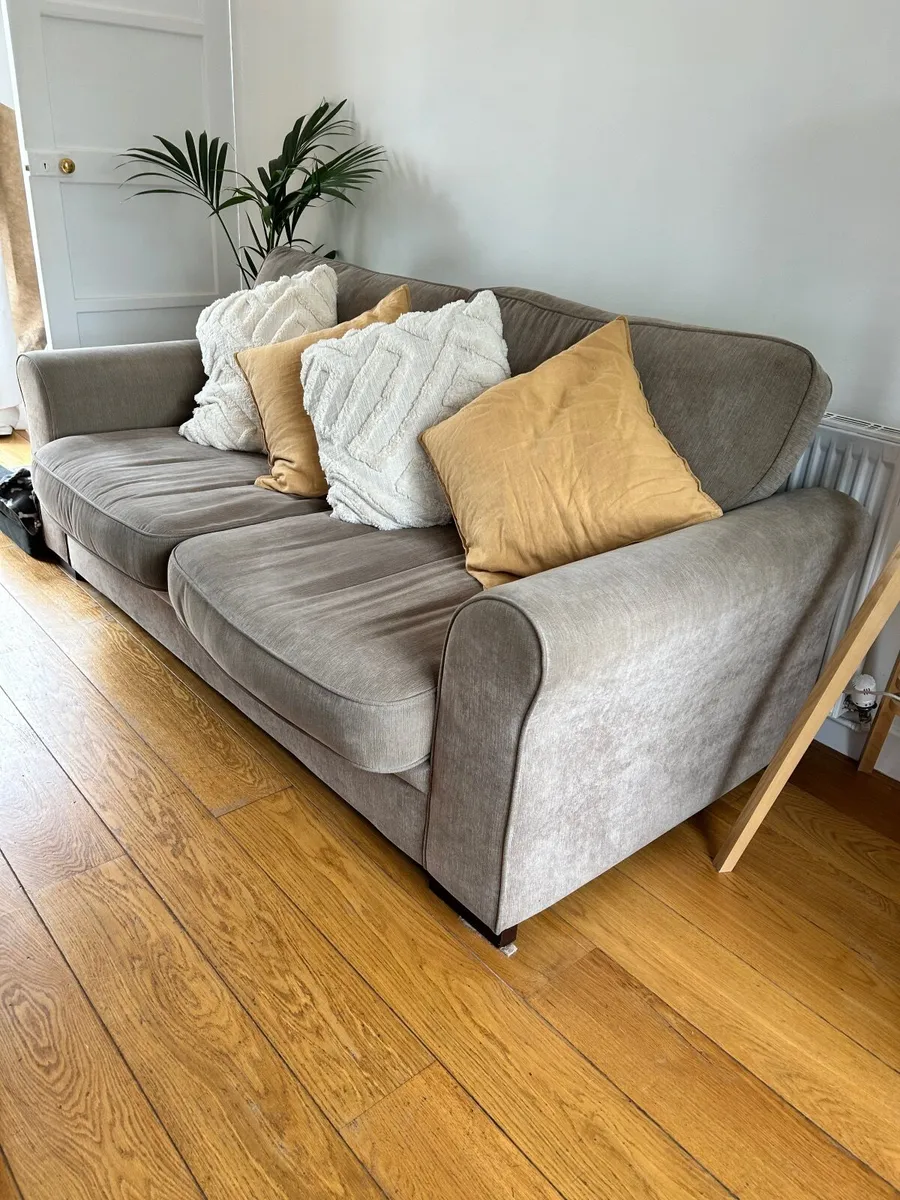 3 Seater Couch - Image 1