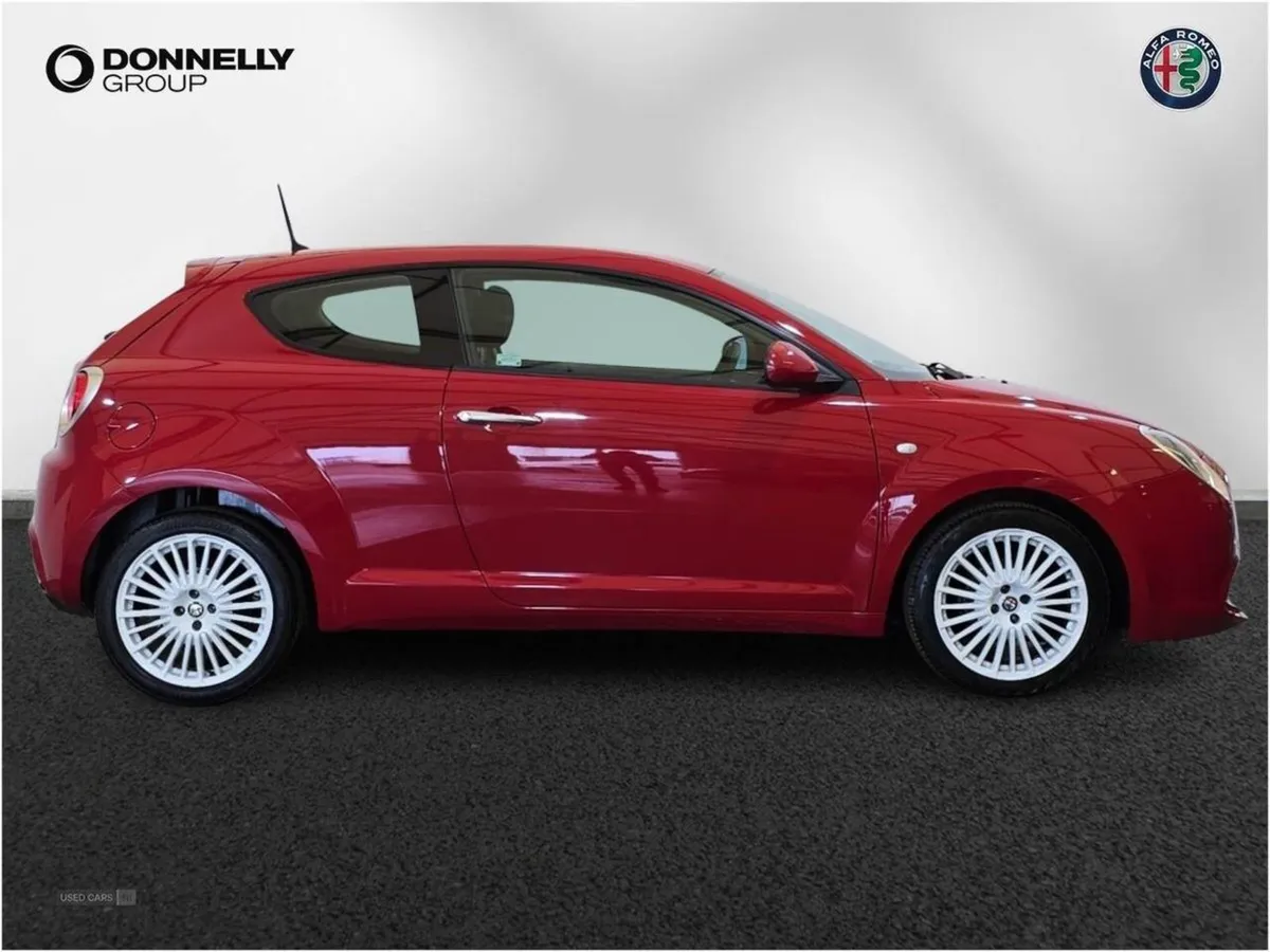 Alfa Romeo MiTo 0.9 TB Twinair 105 Junior 3dr - Image 3