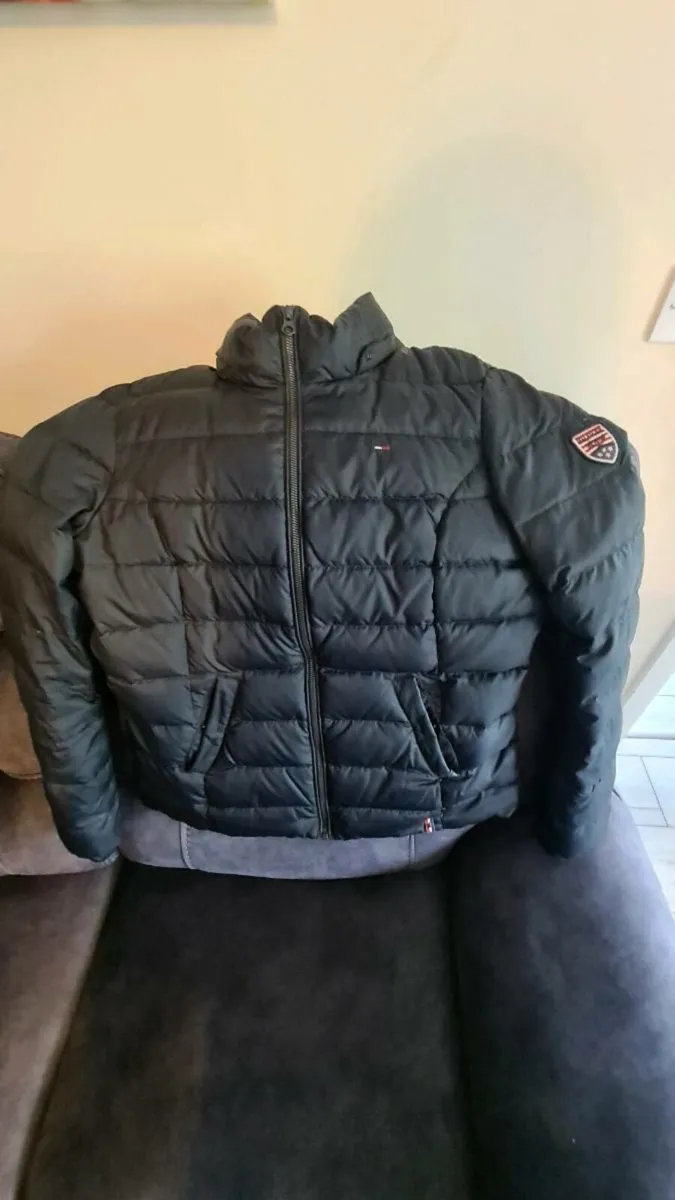 Womens tommy hilfiger jacket - Image 2